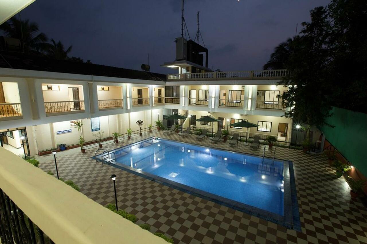 Serenity By The Sea Beach Resort Candolim Exterior foto
