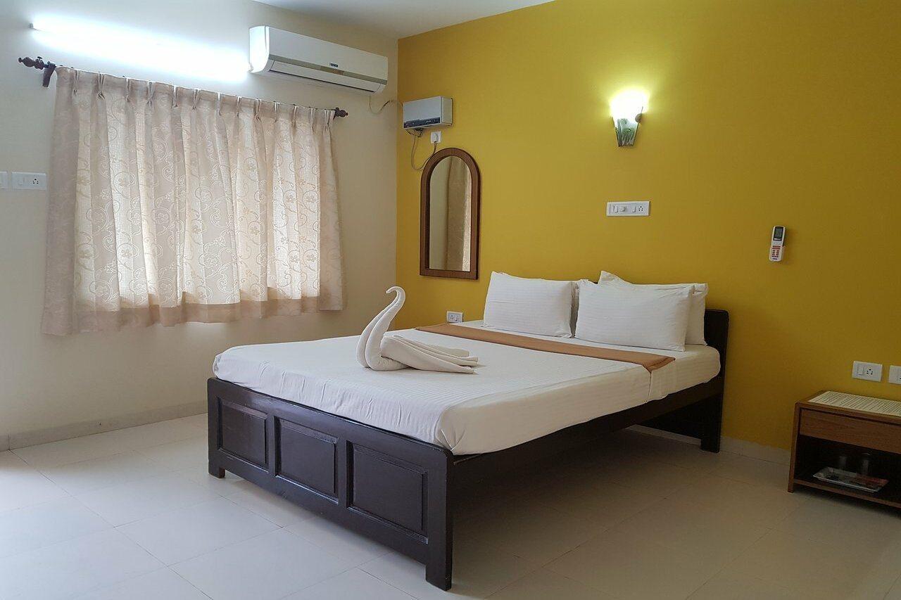 Serenity By The Sea Beach Resort Candolim Exterior foto